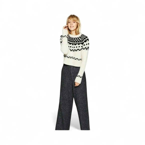 Zara Knit Black and Cream Jacquard Chunky Sweater Cropped - Picture 3 of 9